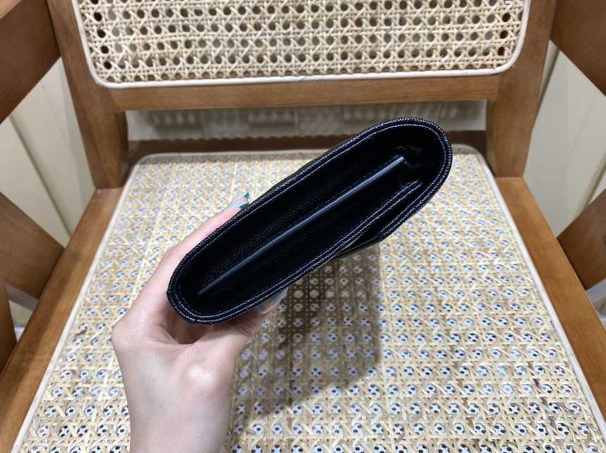 입생로랑 엔벨로프 체인 숄더백 377828 | 22.5 x 14 x 4cm