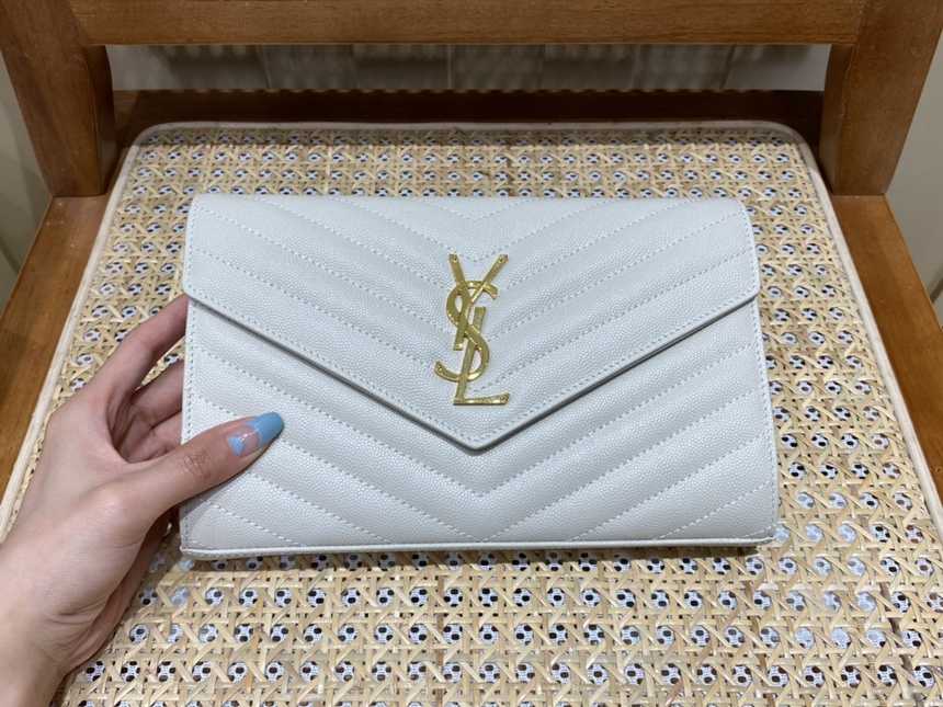 입생로랑 엔벨로프 체인 숄더백 377828 | 22.5 x 14 x 4cm