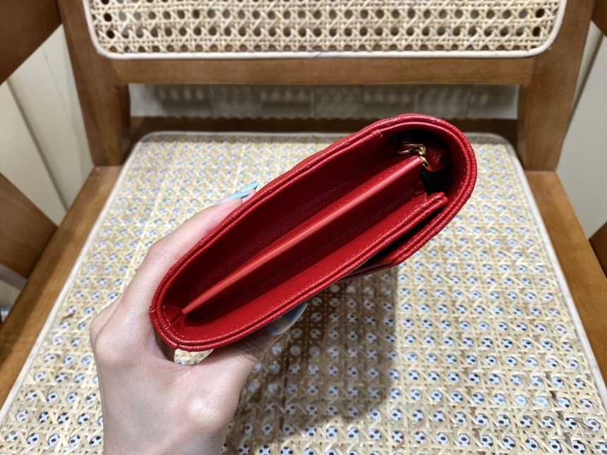 입생로랑 엔벨로프 체인 숄더백 377828 | 22.5 x 14 x 4cm