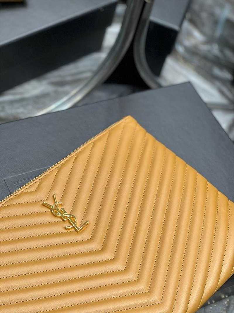 입생로랑 모노그램 마틀라세 클러치백 라지 440222 | 36 x 24.5 x 2.5cm