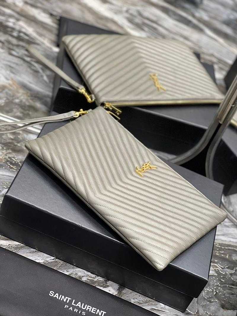 입생로랑 모노그램 마틀라세 클러치백 라지 440222 | 36 x 24.5 x 2.5cm