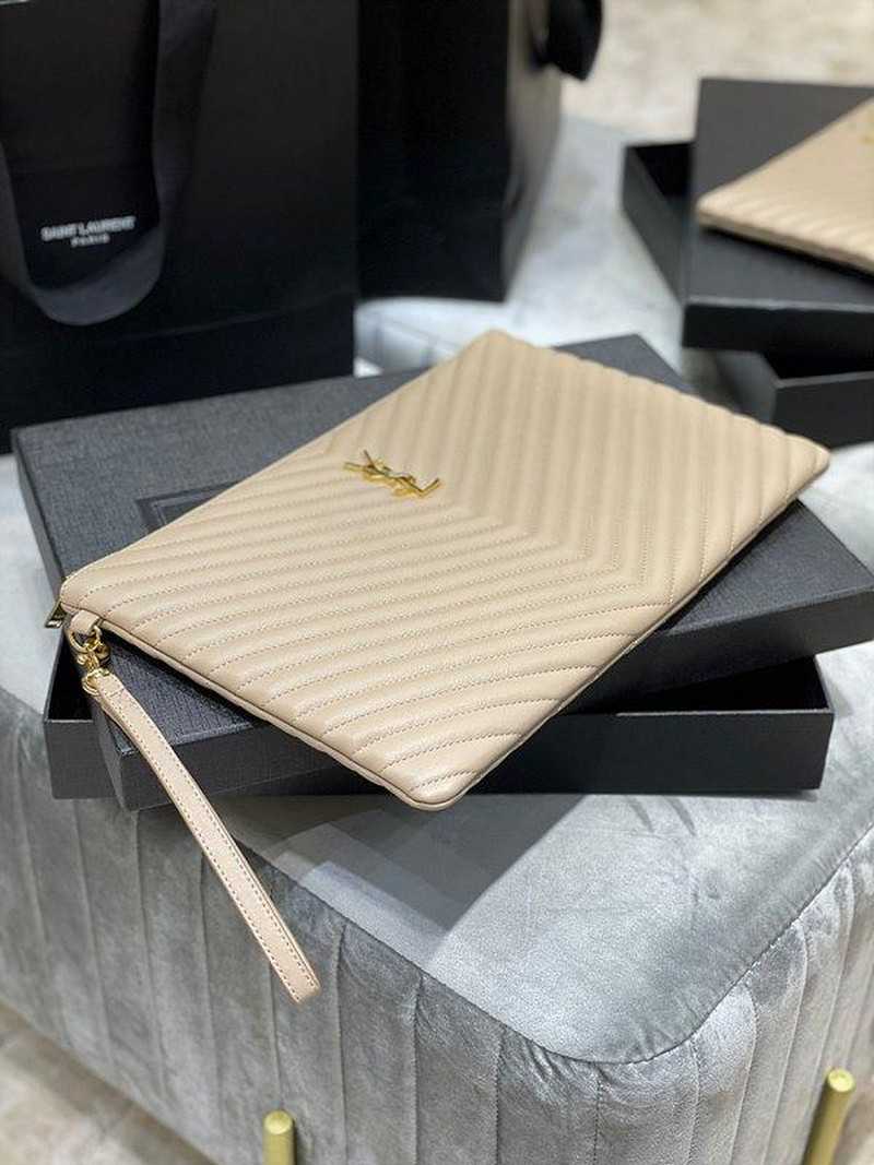 입생로랑 모노그램 마틀라세 클러치백 라지 440222 | 36 x 24.5 x 2.5cm