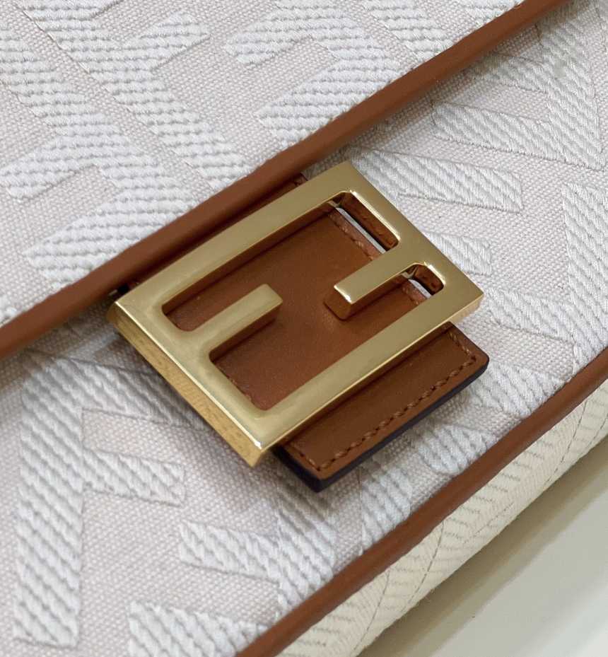 펜디 패브릭 바게트 백 | 27 x 14 x 6cm