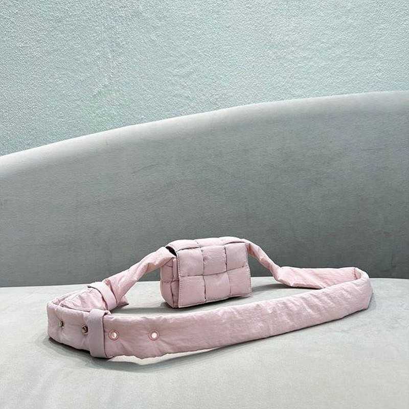 보테가 패딩 테크 카세트백 미니 | 13 x 9 x 4cm