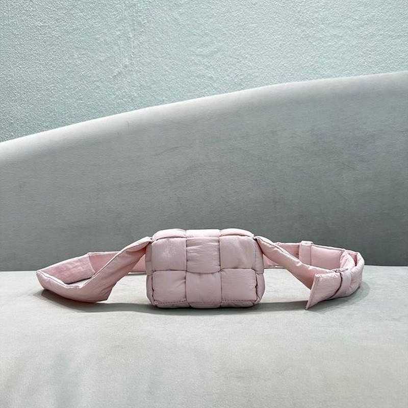 보테가 패딩 테크 카세트백 미니 | 13 x 9 x 4cm