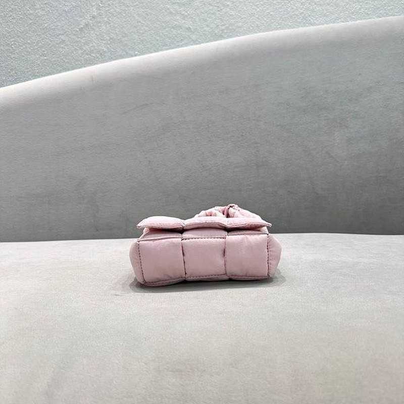 보테가 패딩 테크 카세트백 미니 | 13 x 9 x 4cm