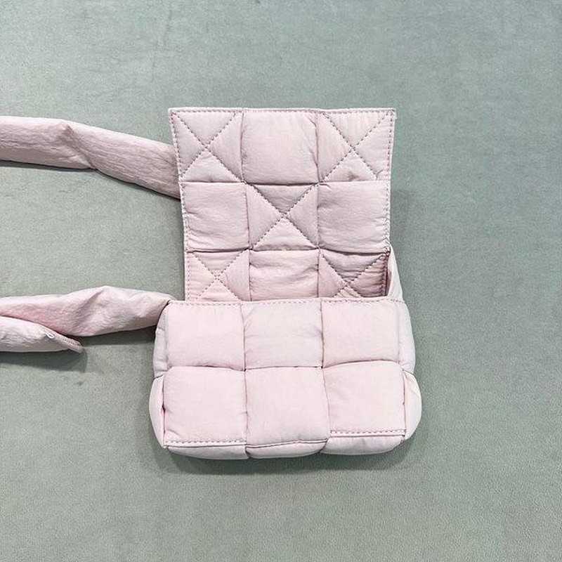 보테가 패딩 테크 카세트백 미니 | 13 x 9 x 4cm