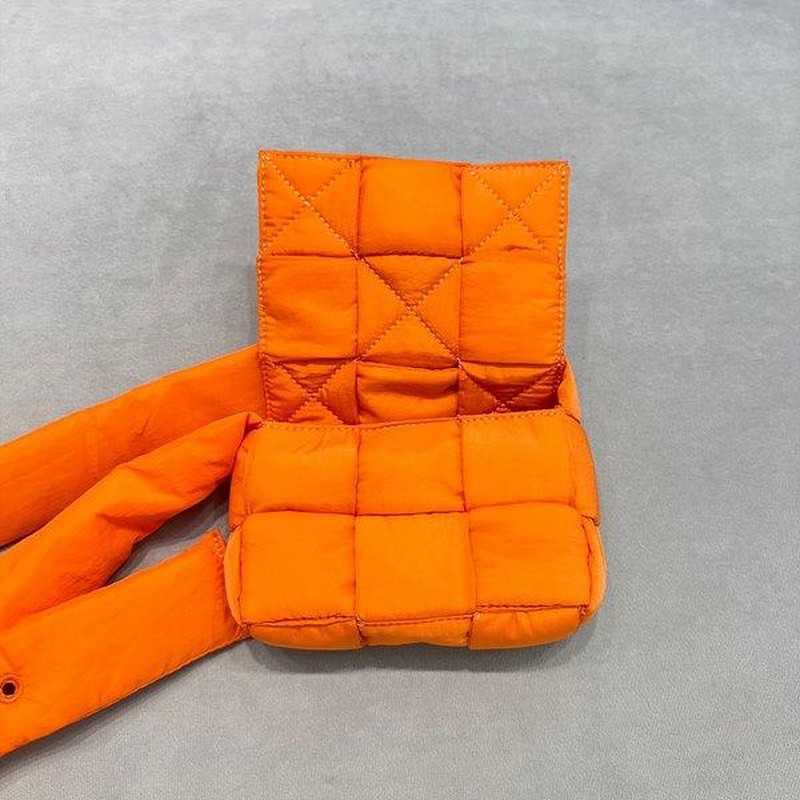 보테가 패딩 테크 카세트백 미니 | 13 x 9 x 4cm