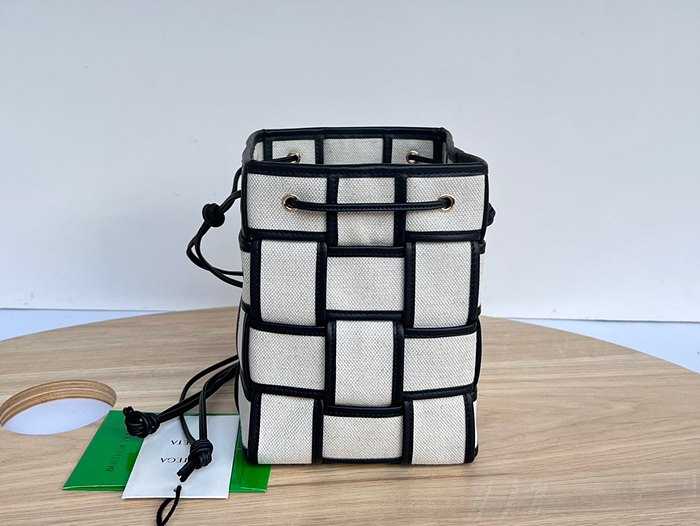 보테가 캔버스 카세트버킷백 714608 | 14 x 18 x 14cm