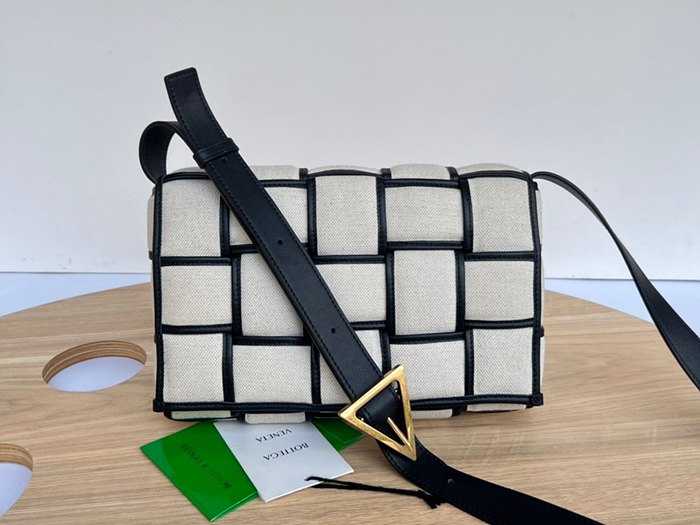 보테가 캔버스 카세트백 710210 | 26 x 18 x 8cm