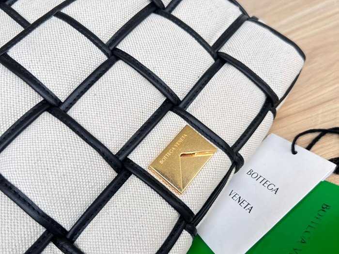 보테가 캔버스 카세트백 710210 | 26 x 18 x 8cm