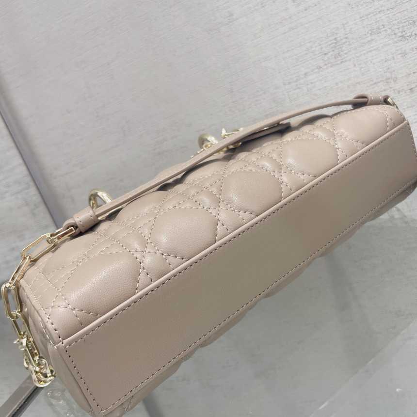 디올 D-JOY 까나쥬 레이디백 스몰 핸드백 M0613 | 22 x 12 x 6cm