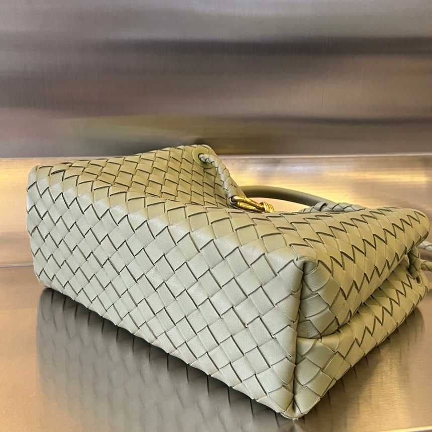 보테가 베네타 미디엄 안디아모 토트백 743572 | 32.5 x 24 x 12cm