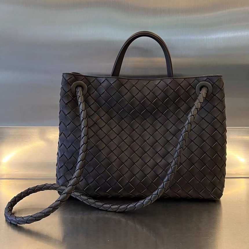 보테가 베네타 미디엄 안디아모 토트백 743572 | 32.5 x 24 x 12cm