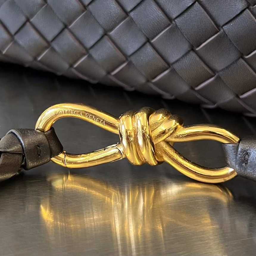 보테가 베네타 미디엄 안디아모 토트백 743572 | 32.5 x 24 x 12cm
