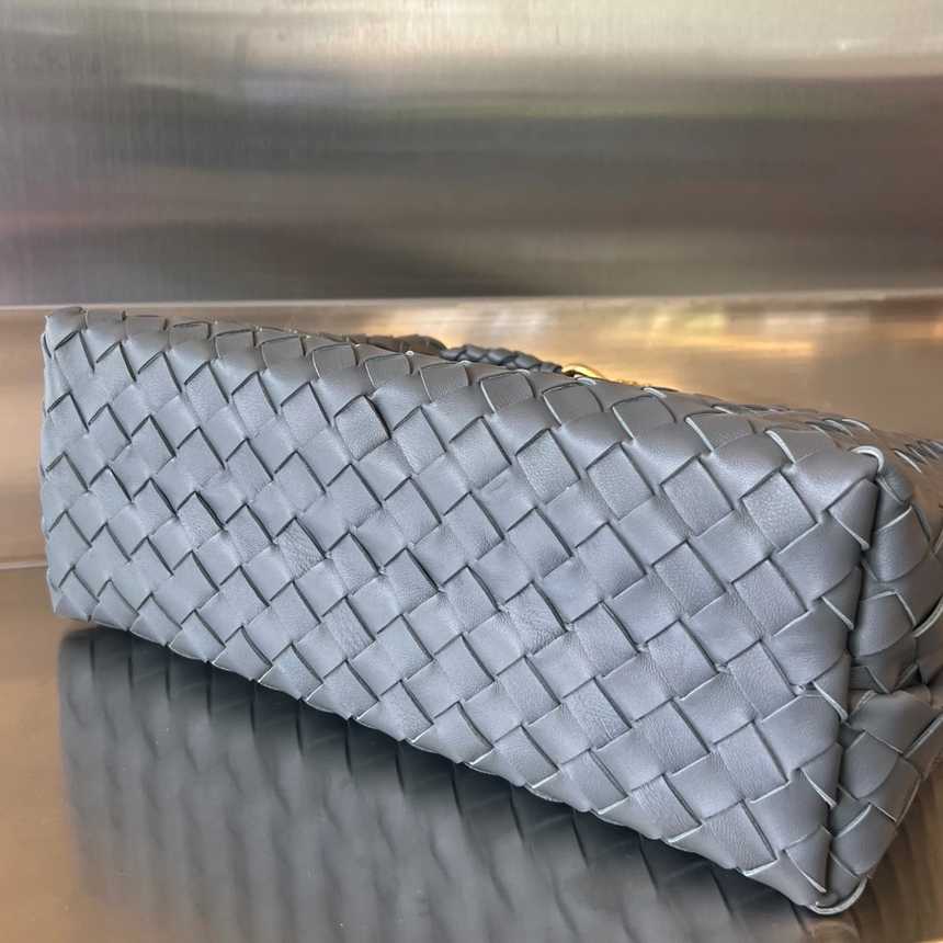 보테가 베네타 미디엄 안디아모 토트백 743572 | 32.5 x 24 x 12cm
