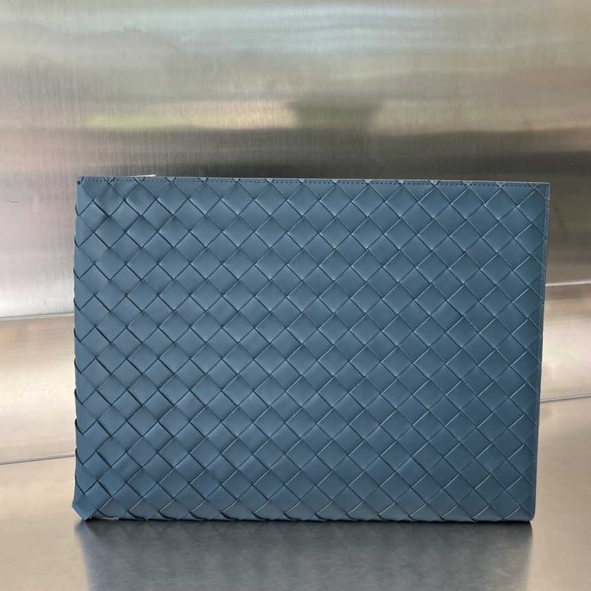 보테가 인트레치아토 하프지퍼 클러치백 607479 | 33 x 24 x 2cm