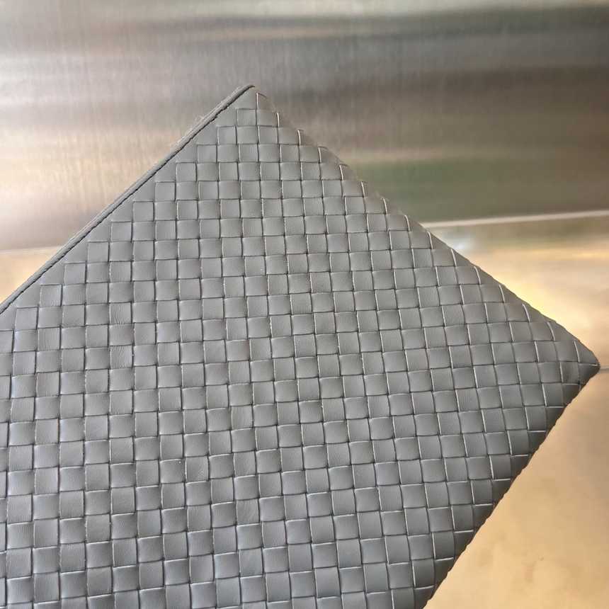 보테가 인트레치아토 클래식 우븐 클러치백 522430 | 30 x 20 x 2cm