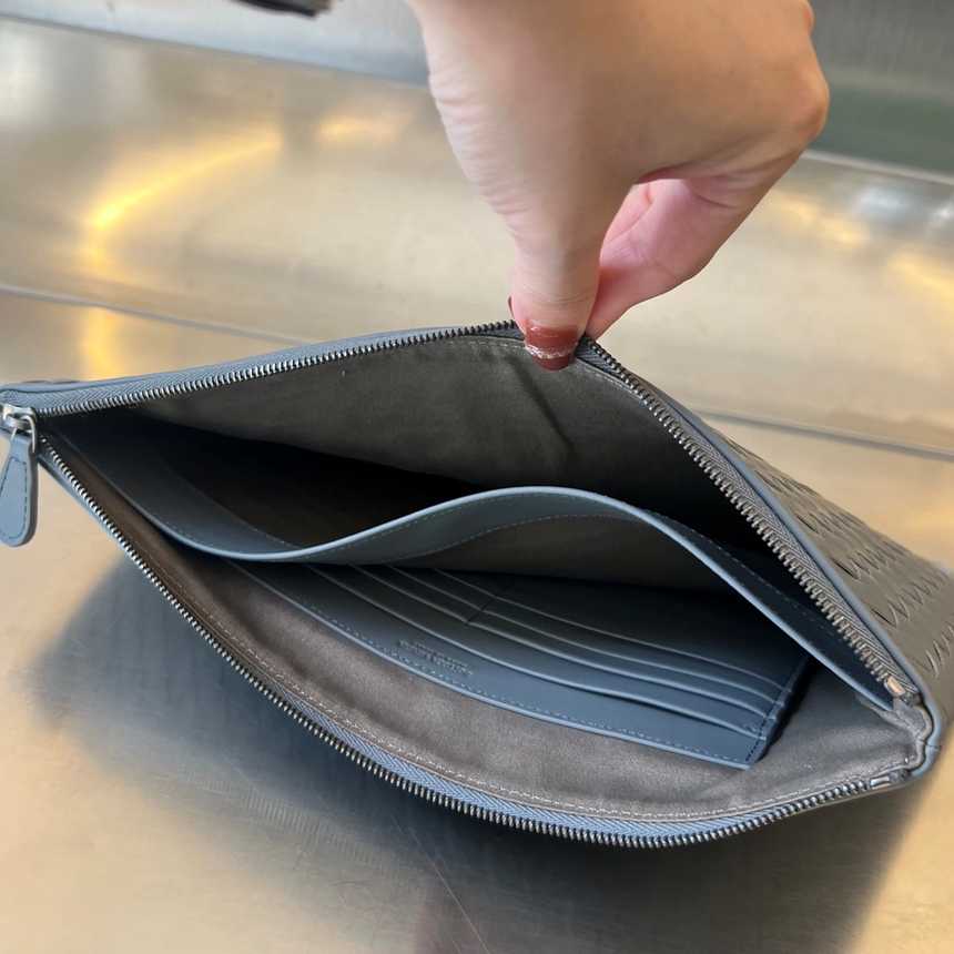 보테가 인트레치아토 클래식 우븐 클러치백 522430 | 30 x 20 x 2cm