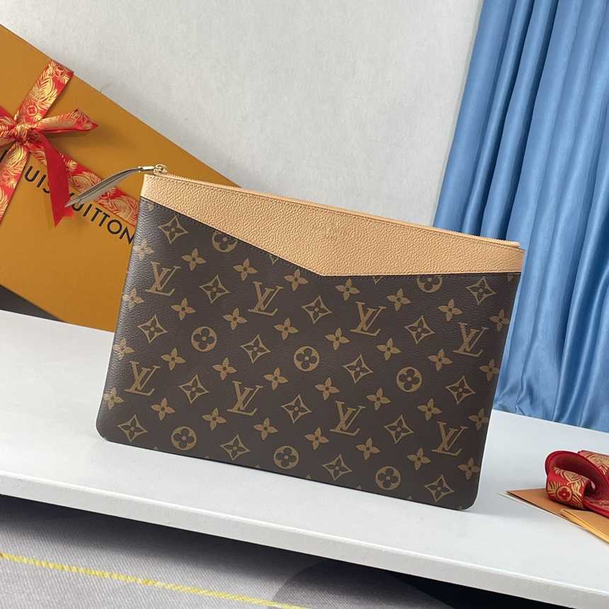 루이비통 클러치 파우치 M82510 | 29.5 x 21 x 1cm