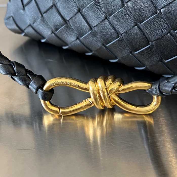 보테가베네타 안디아모 핸드백 스몰 743568 | 25 x 22 x 10.5cm