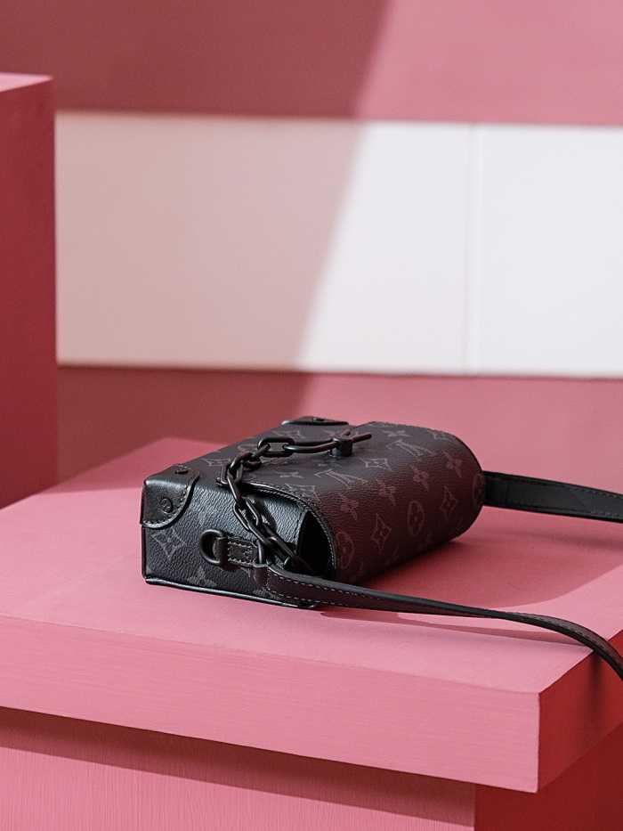 루이비통 웨어러블 스티머 미니 윌릿 크로스백 M81783 | 18 x 11 x 6.5cm