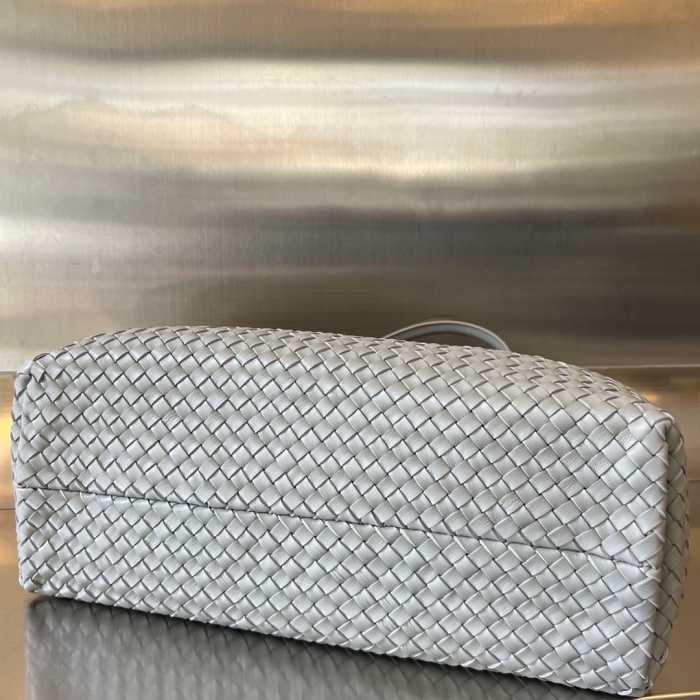 보테가베네타 인트레치아토 카바 토트백 라지 608811 | 51 x 45 x 20cm