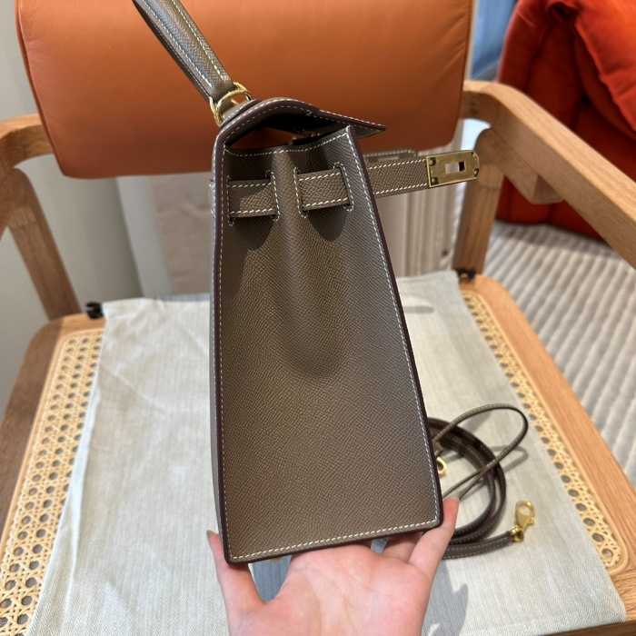 에르메스 켈리28 백 금장 (올수공) | 28 x 22 x 10cm