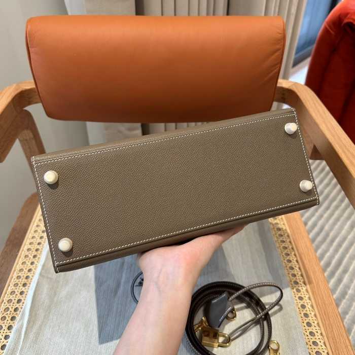 에르메스 켈리28 백 금장 (올수공) | 28 x 22 x 10cm