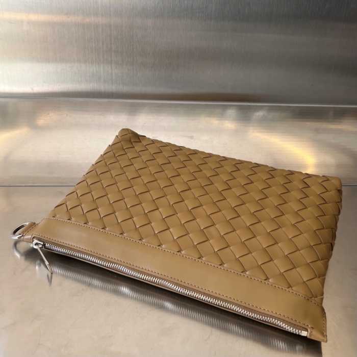 보테가베네타 클러치백 651852 | 33 x 22 x 7.5cm