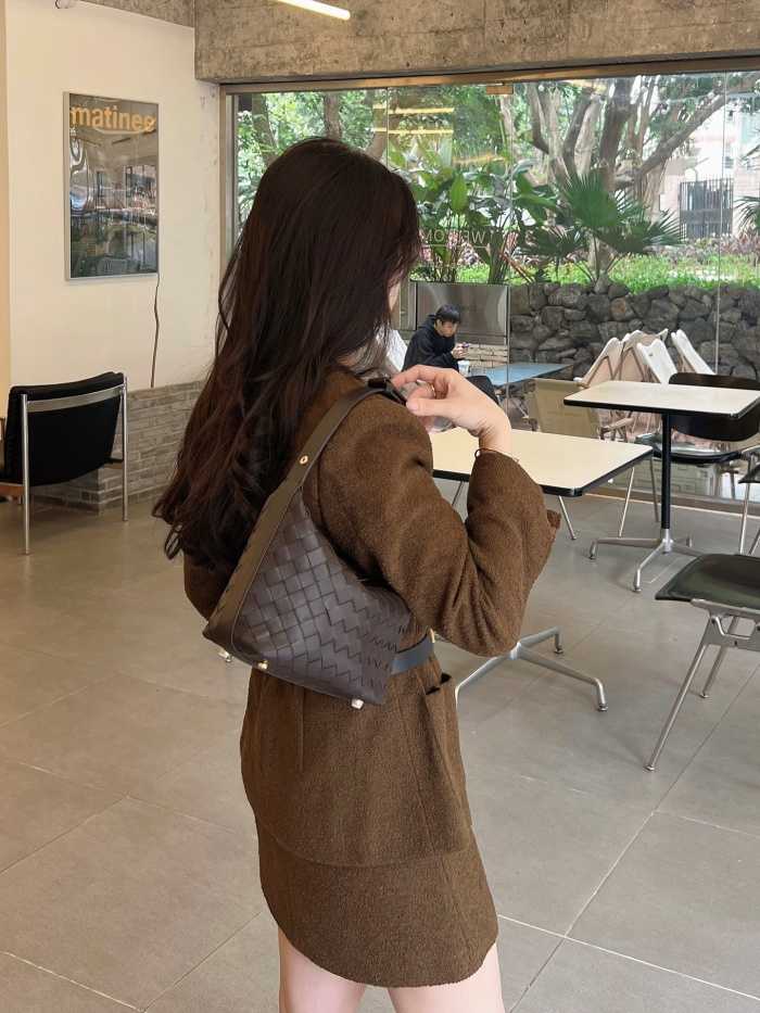 보테가 베테타 미리 윌리스 숄더백 754443 | 22 x 13 x 9.5cm