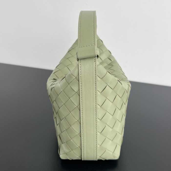 보테가 미리 윌리스 숄더백 754443 | 22 x 13 x 9.5cm