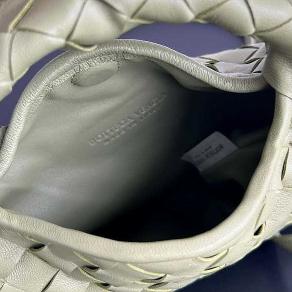 보테가 미니 홉 숄더백 777586 | 25.5 x 14.5 x 11cm