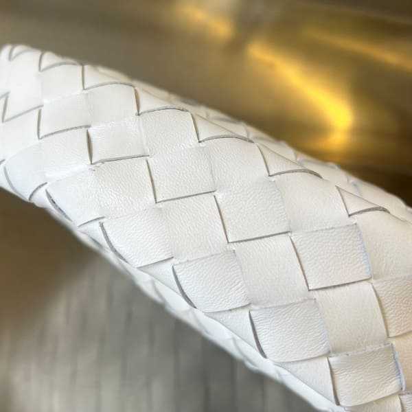 보테가 미니 홉 숄더백 777586 | 25.5 x 14.5 x 11cm