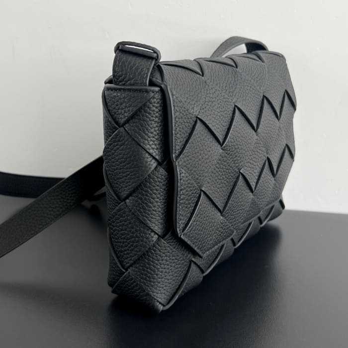 보테가 디아고 크로스백 숄더백 795637 | 22.5 x 16.5 x 5.5cm