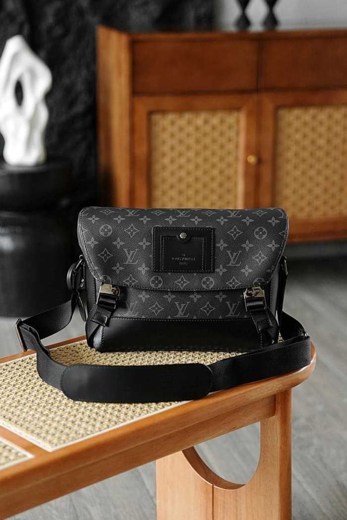 루이비통 보야제 메신저 백 PM M40511 | 33 x 22.5 x 11cm
