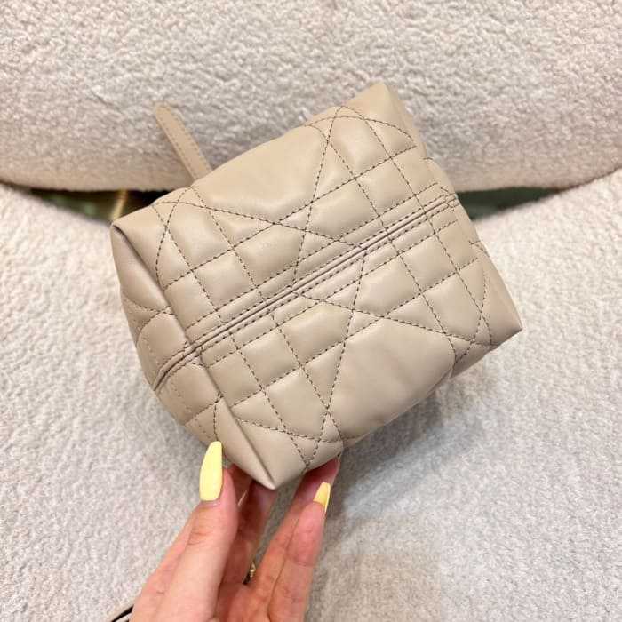 디올 뚜주흐 버티컬 나노 토트백 | 13 x 15 x 12cm