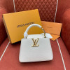 루이비통 카퓌신 미니 M23944 | 14 x 8 x 21cm