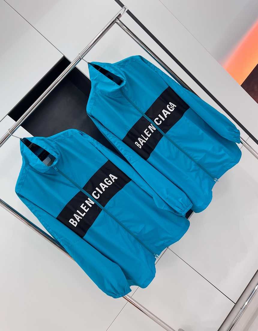 발렌시이가 바람막이 자켓 | 사이즈 S,M,L,XL