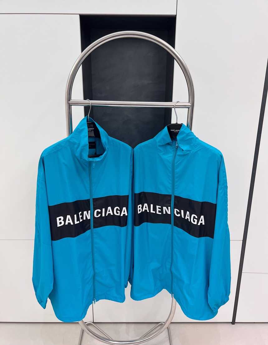 발렌시이가 바람막이 자켓 | 사이즈 S,M,L,XL