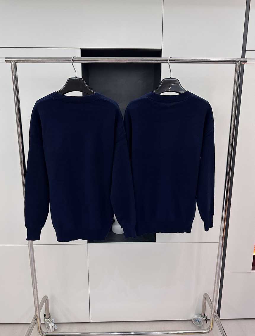 로에베 하트 로고 라운드 니트 | 사이즈 S,M,L,XL