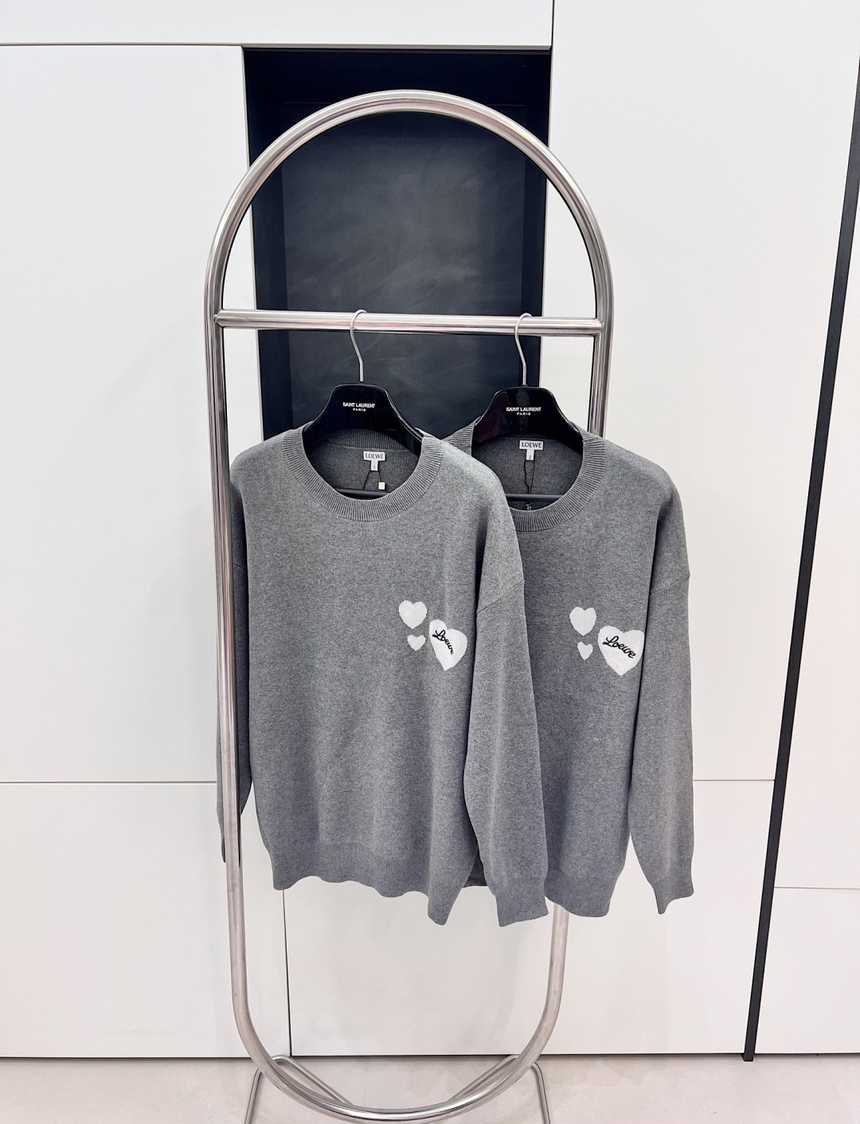 로에베 하트 로고 라운드 니트 | 사이즈 S,M,L,XL