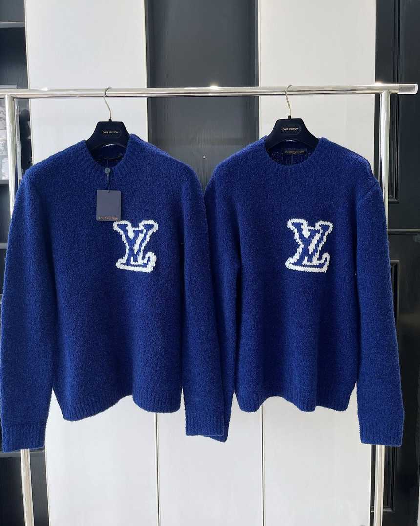 루이비통 lv 울 로고 니트 긴팔티 | 사이즈 S,M,L