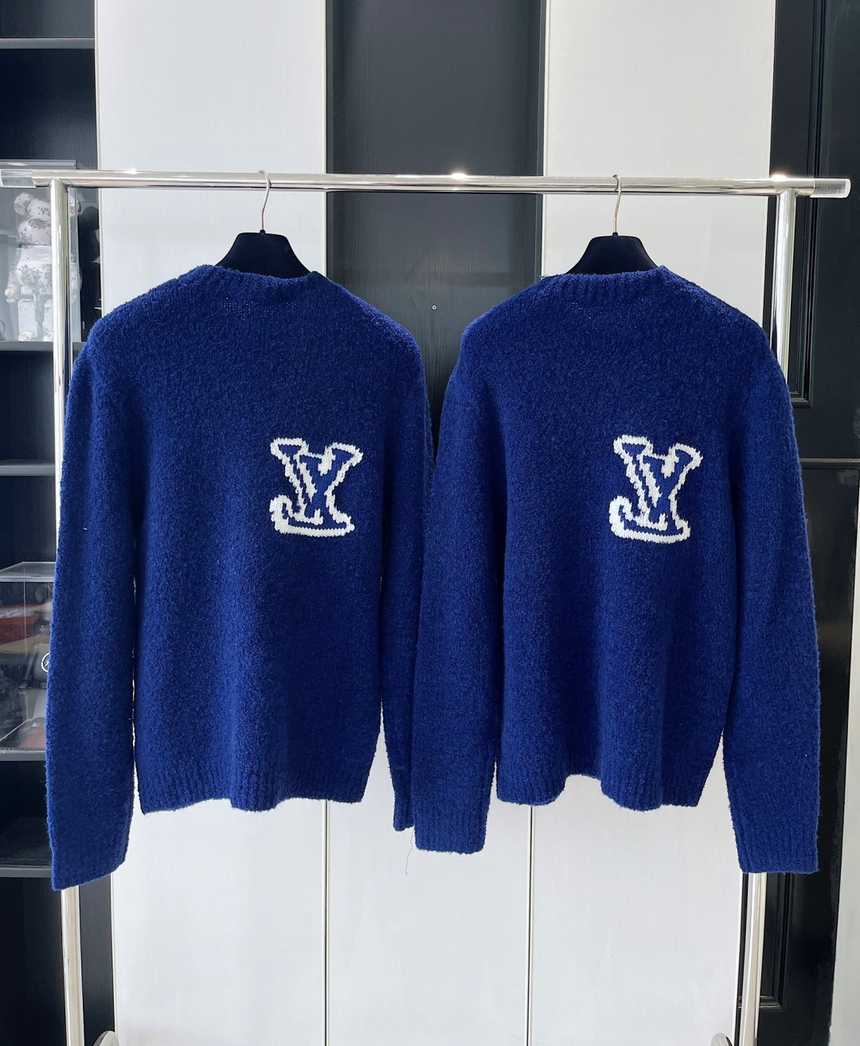 루이비통 lv 울 로고 니트 긴팔티 | 사이즈 S,M,L