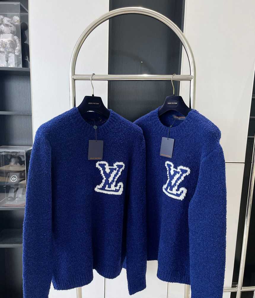 루이비통 lv 울 로고 니트 긴팔티 | 사이즈 S,M,L