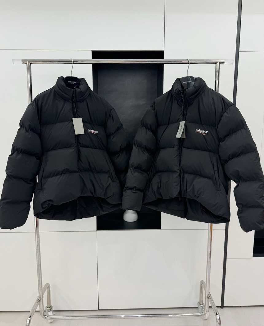 발렌시아가 웨이브 로고 다운 패딩 점퍼 | 사이즈 S,M,L,XL