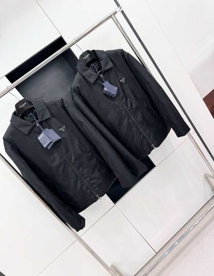 프라다 나일론 다운 자켓 점퍼 | 사이즈 S,M,L,XL
