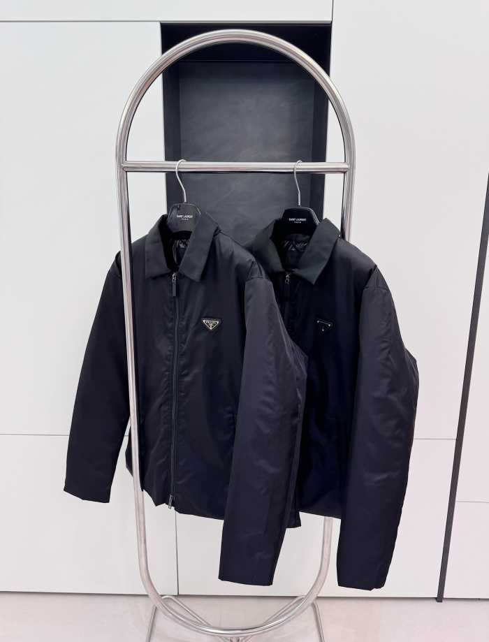 프라다 나일론 다운 자켓 점퍼 | 사이즈 S,M,L,XL