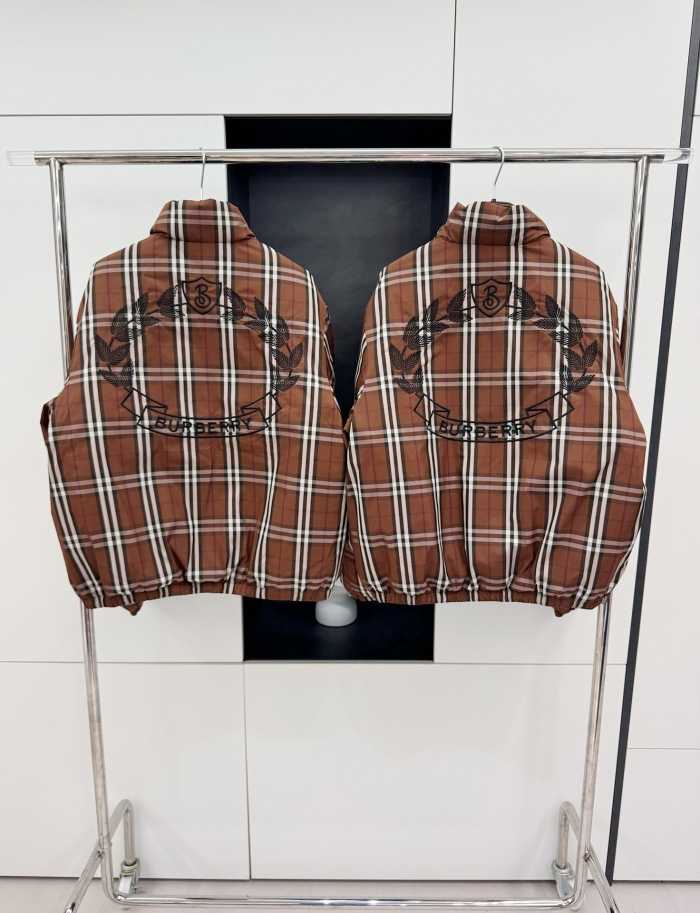 버버리 로고 브라운 체크패턴 숏 다운 자켓 봄버 패딩 | 사이즈 S,M,L,XL