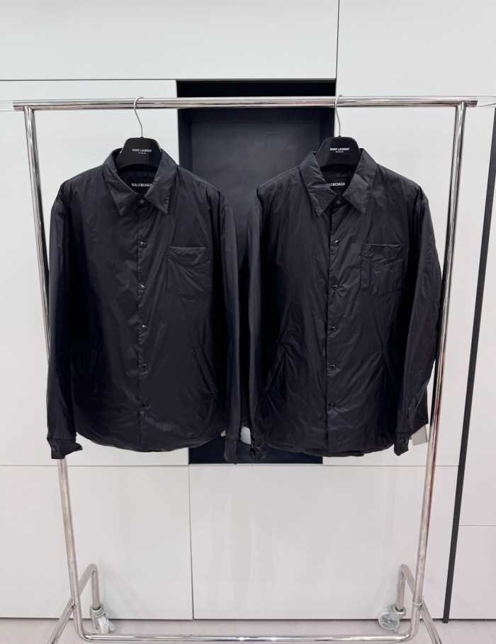 발렌시아가 백 로고 카라 경량 다운 롱 자켓 | 사이즈 S,M,L,XL